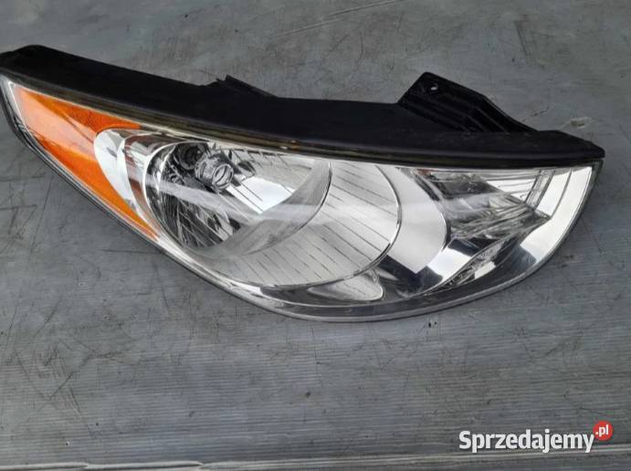 Reflektor Lampa Hyundai Tucson IX35 Prawa Prawy Lampy przednie Częstochowa