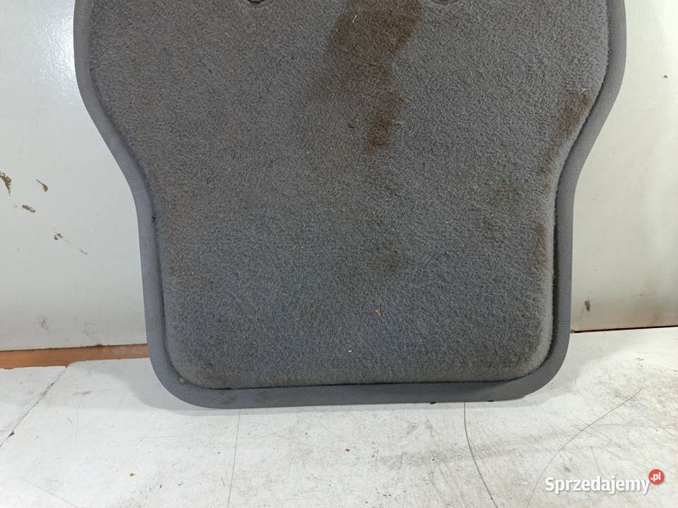 ZAŚLEPKA SCHOWKA TYŁ VW CADDY 2K 2K0863761B