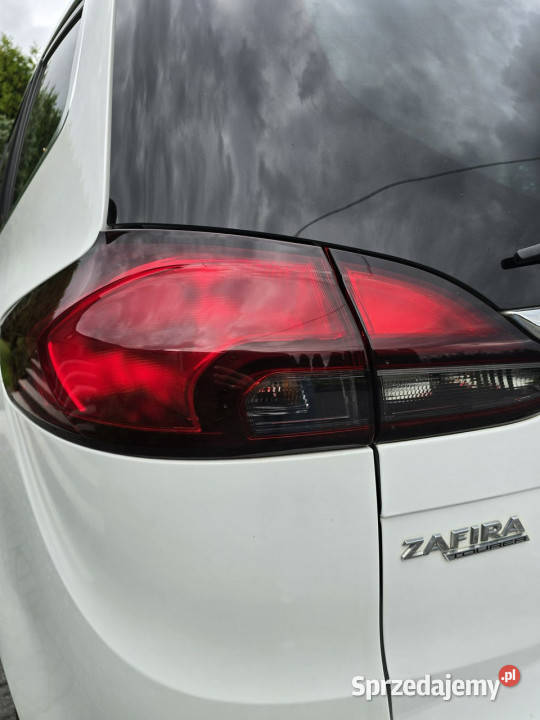Opel Zafira Opel Zafira 99 C 2011 Rok produkcji 2015 Zafira Samochody osobowe Rywałd