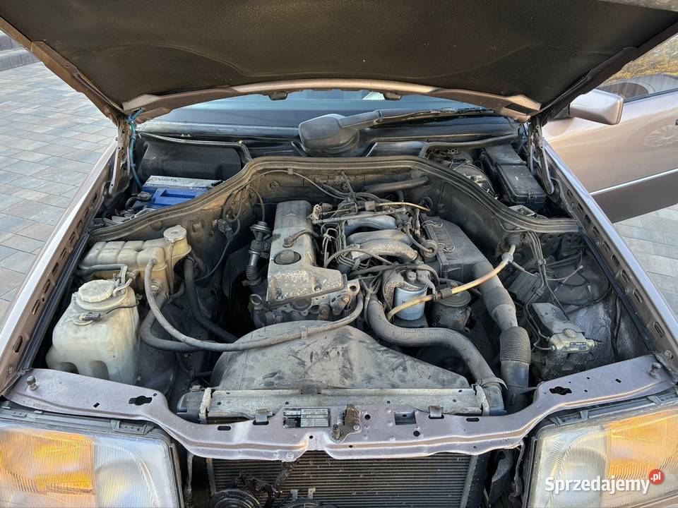 MercedesBenz W124 20d 5biegow 1993r w super