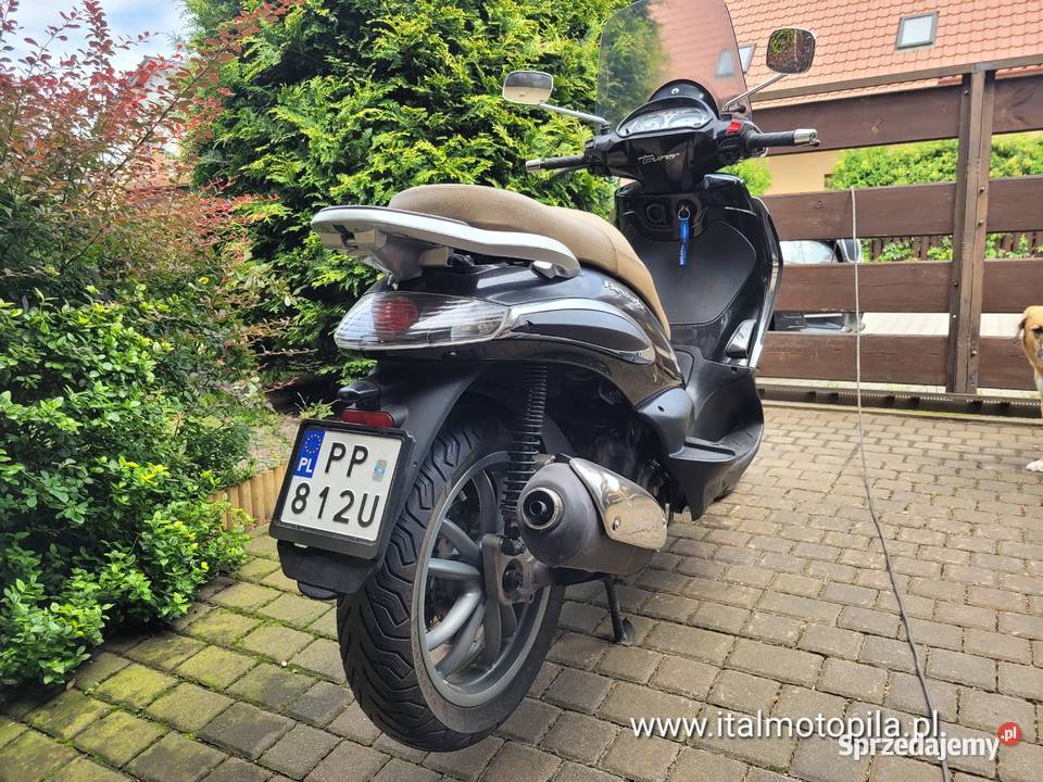 PIAGGIO BEVERLY TOURER 300i zarejestrowany bagażnik