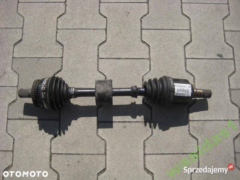 VOLVO S60 V70 S80 24B AUT PÓŁOŚKA LEWA P8689216 Rakoniewice