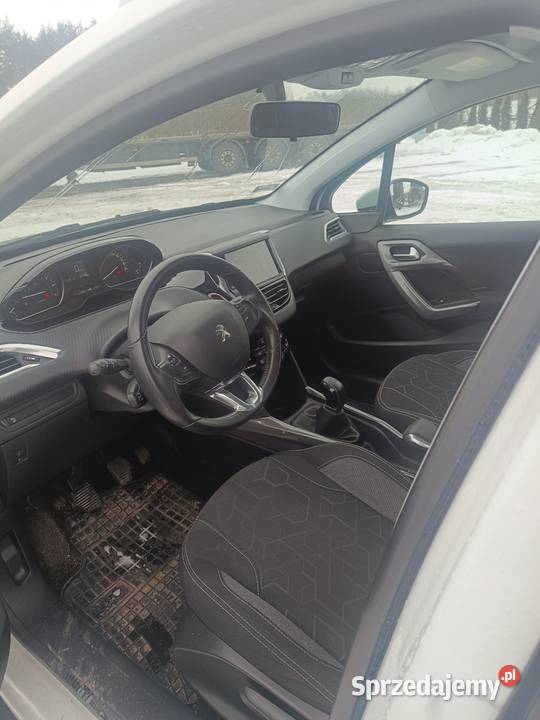 Peugeot z 2017 roku z przebiegiem 73300 Polski wielofunkcyjna kierownica Ciechanowiec