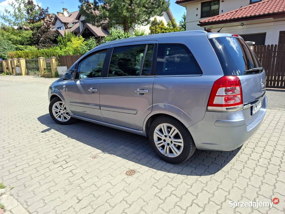 Opel ZAFIRA 18 140 GAZ 2009r wersja 7os Polift Piaseczno