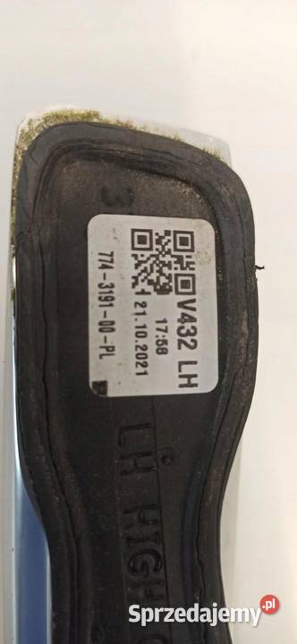 VOLVO V60 CC RELINGI DACHOWE KOMPLET 31448859 Relingi dachowe dolnośląskie