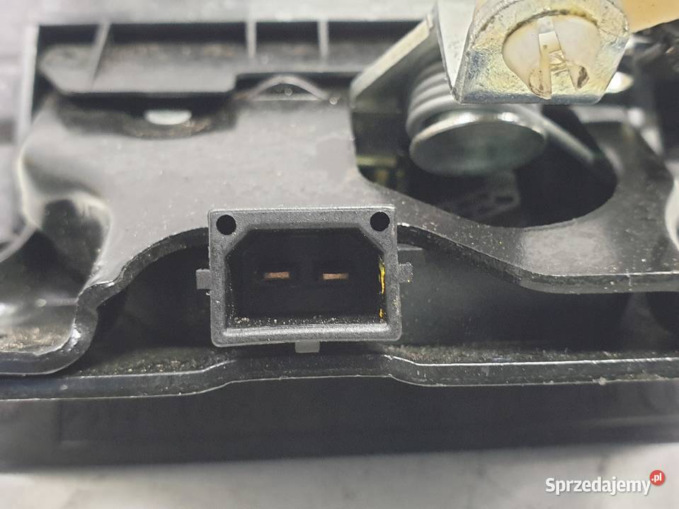 Audi A3 8P Lift ZAMEK KLAPY BAGAŻNIKA 8P3827520A osobowe Rudka