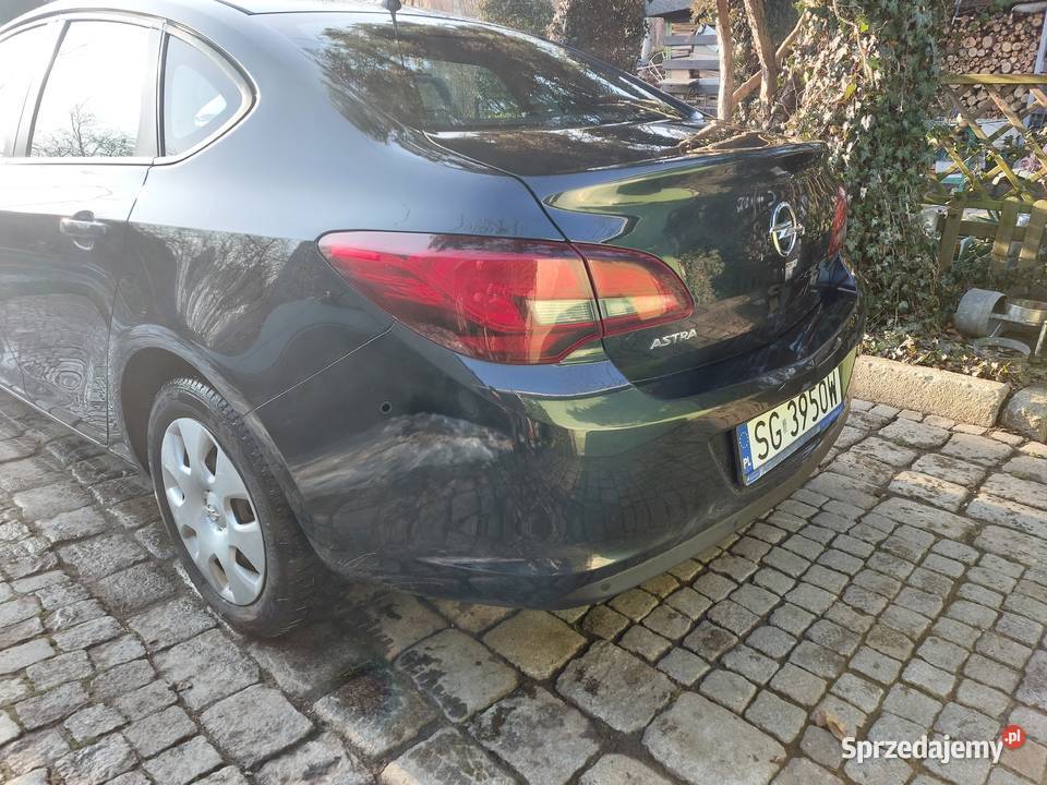Opel Astra J 16 benzyna LPG manualna sprzedam