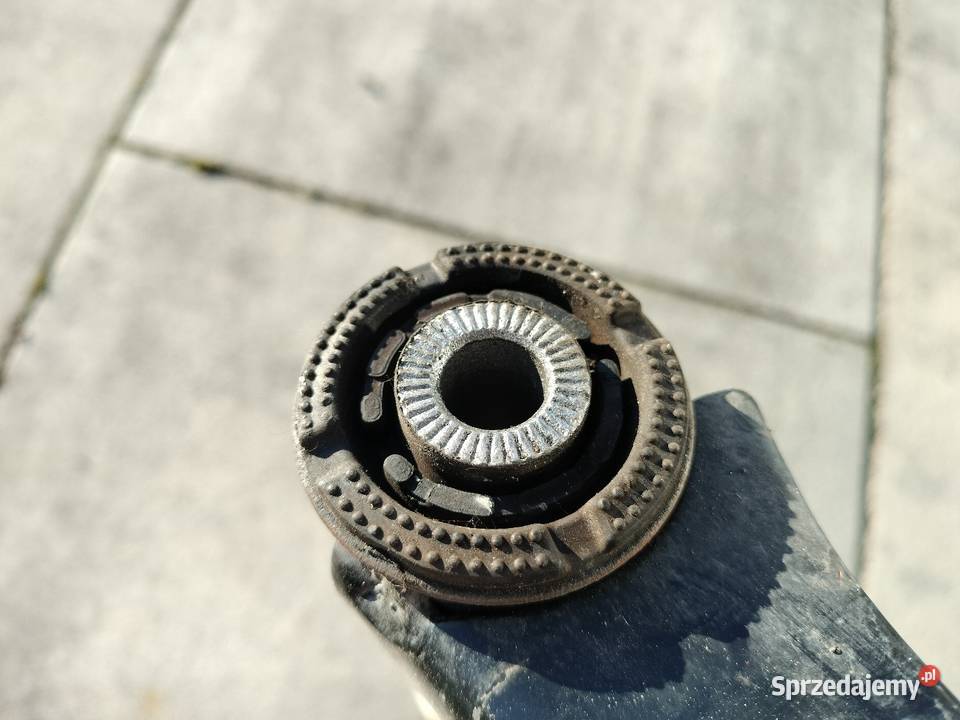 wahacz prawy przód kia carens IV Rok produkcji 2014 Kobylnica