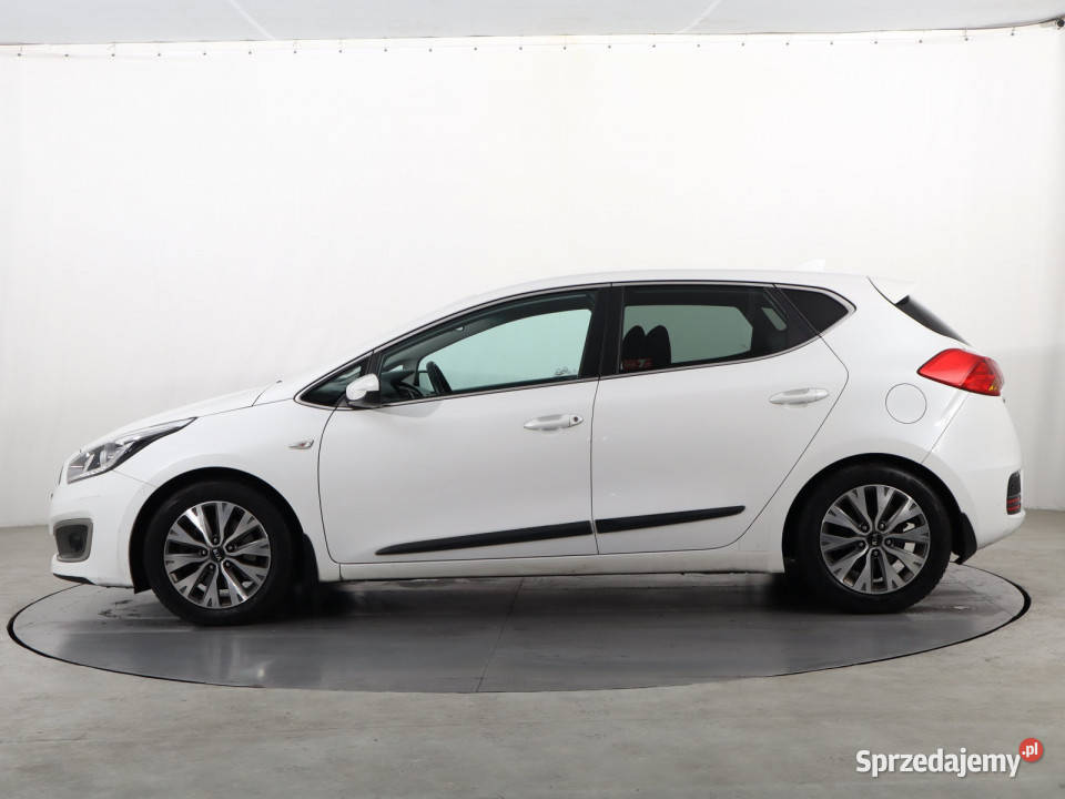 Kia Ceed 16 GDI Rok produkcji 2017 Katowice sprzedam