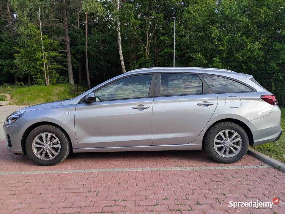 Hyundai i30 kombi 15 dpi salon Polska Różnowo