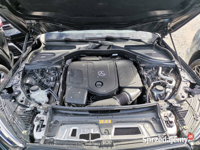 MERCEDESBENZ GLC 2025 199900 ccm 204 nieuszkodzony Warszawa