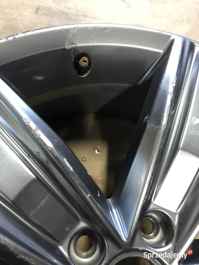 Felga pojedyncza Vw 7Jx19 ET43 5NA601025Q Gostyń