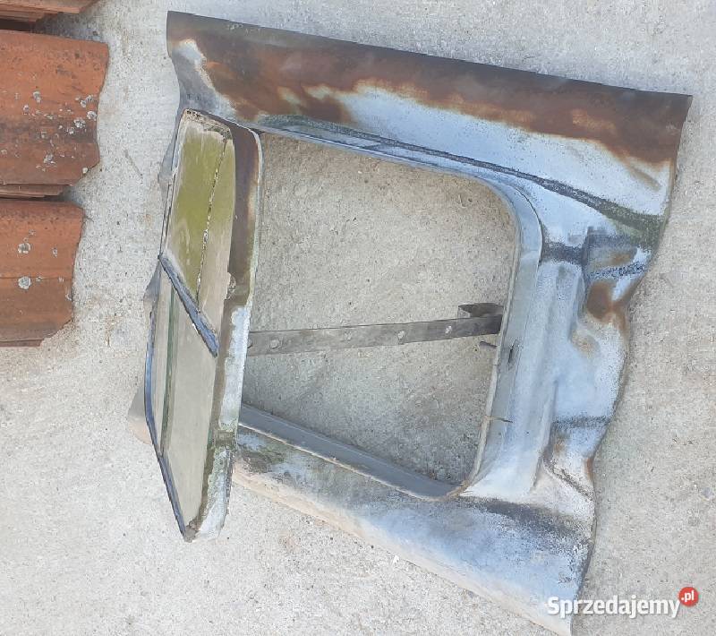 wyłaz kominiarski dachowy retro Pozostałe Reszel