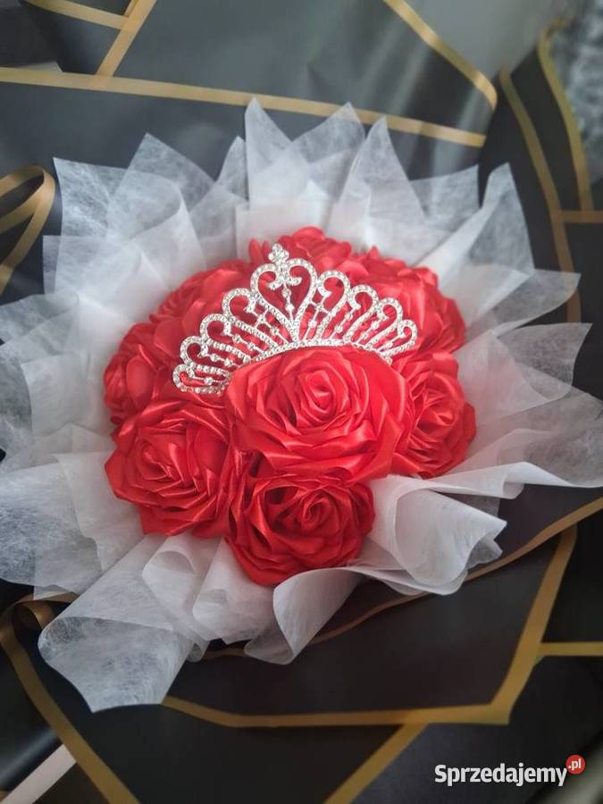 Bukiet róż ze wstążki