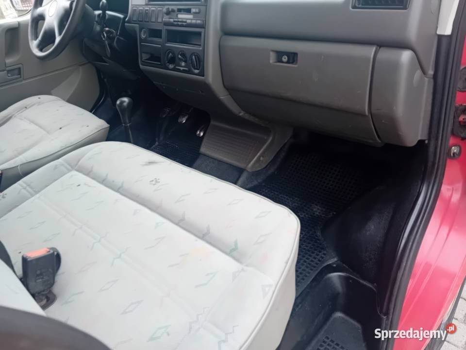 Volkswagen Transporter T4 25 TDI Doka Skrzynia Rok produkcji 1997 Raciąż