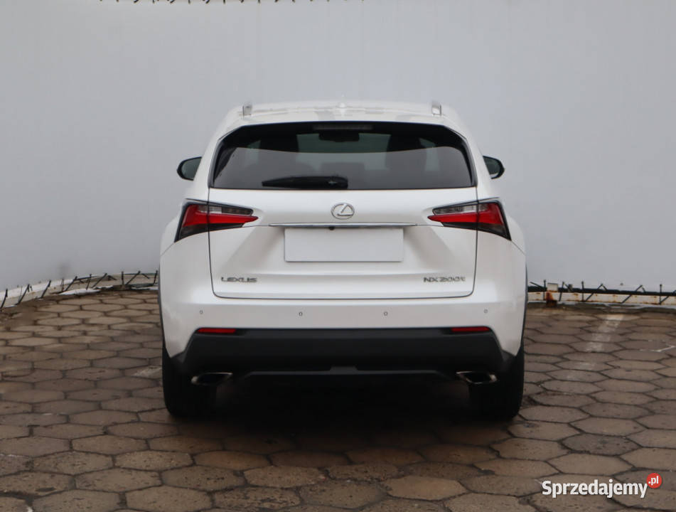 Lexus NX 200t światła do jazdy dziennej Łódź