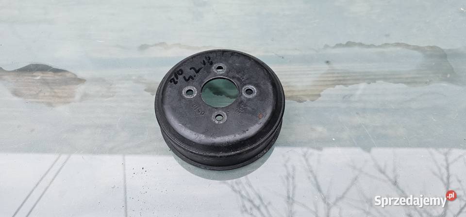 Koło pasowe pompy wody mercedes w210 42