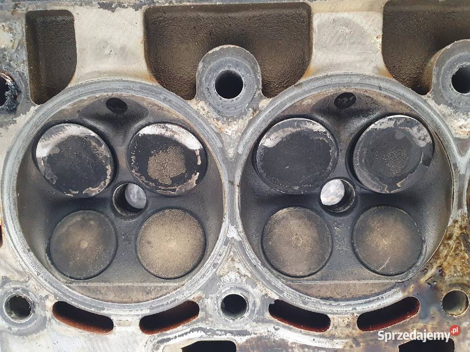 GŁOWICA CYLINDRÓW wałki POKRYWA VW Golf V 14 TSI Motoryzacja Chełm