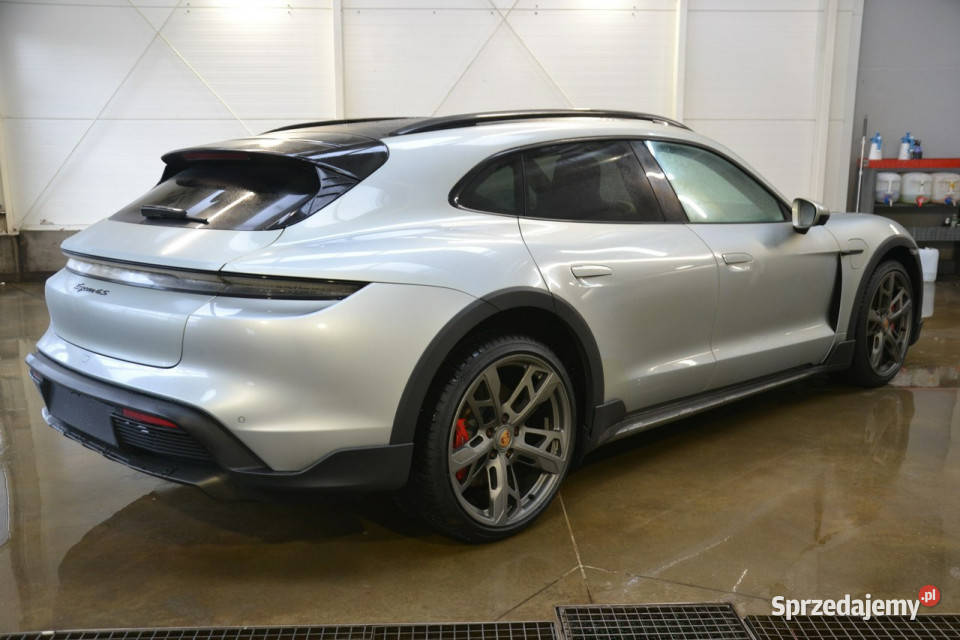Porsche Taycan Cross Turismo 4S Pack Offroad Kęty