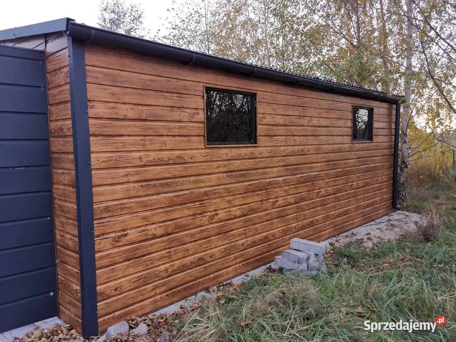 Garaż blaszany 9x6 drewnopodobny obróbki