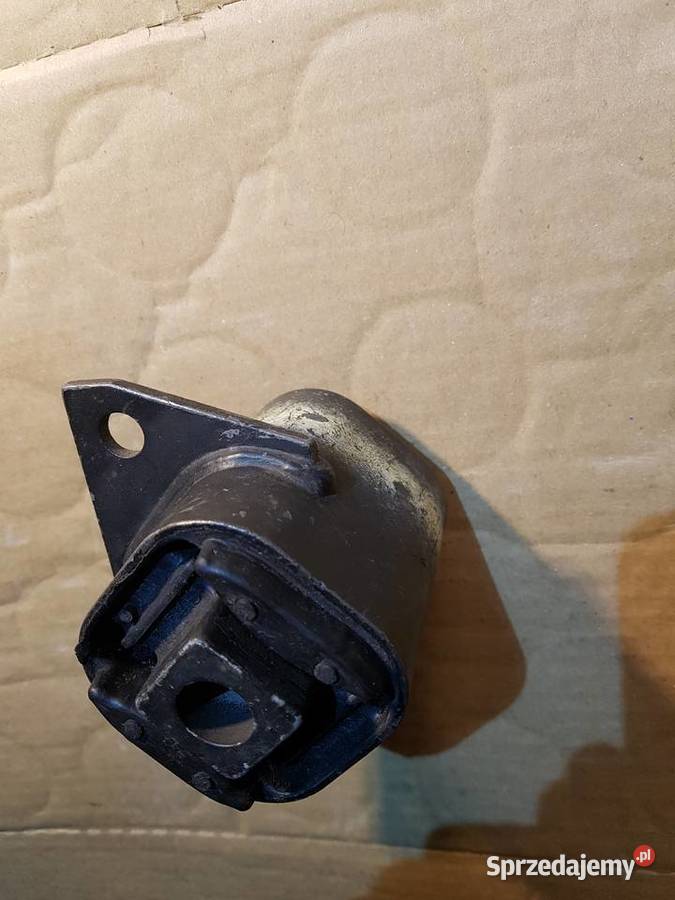 tuleja gumowa tylna miękka prawa BMW E21 Gdańsk