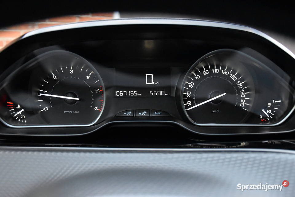 Peugeot 208 I LIFT SIGNATURE HDi 67155 5drzwi immobilizer Zduńska Wola sprzedam