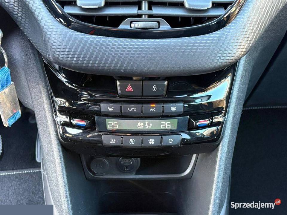 Peugeot 2008 16 BlueHDi Style 99 2018r Stan Samochody osobowe Krotoszyn