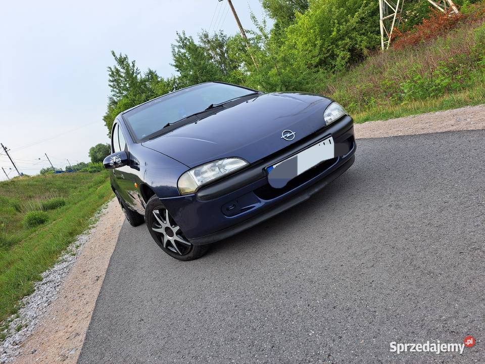 Sprzedam ładnego Opla Tigre 14 16v benzyna 1999r