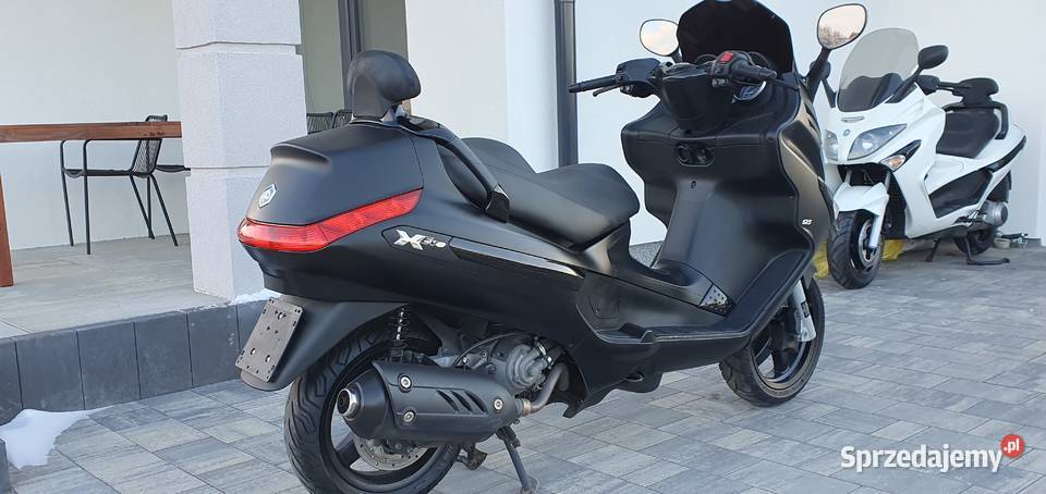 Piaggio Xevo 2012r 125cc LIFT KatB Transport Rok produkcji 2012 mazowieckie