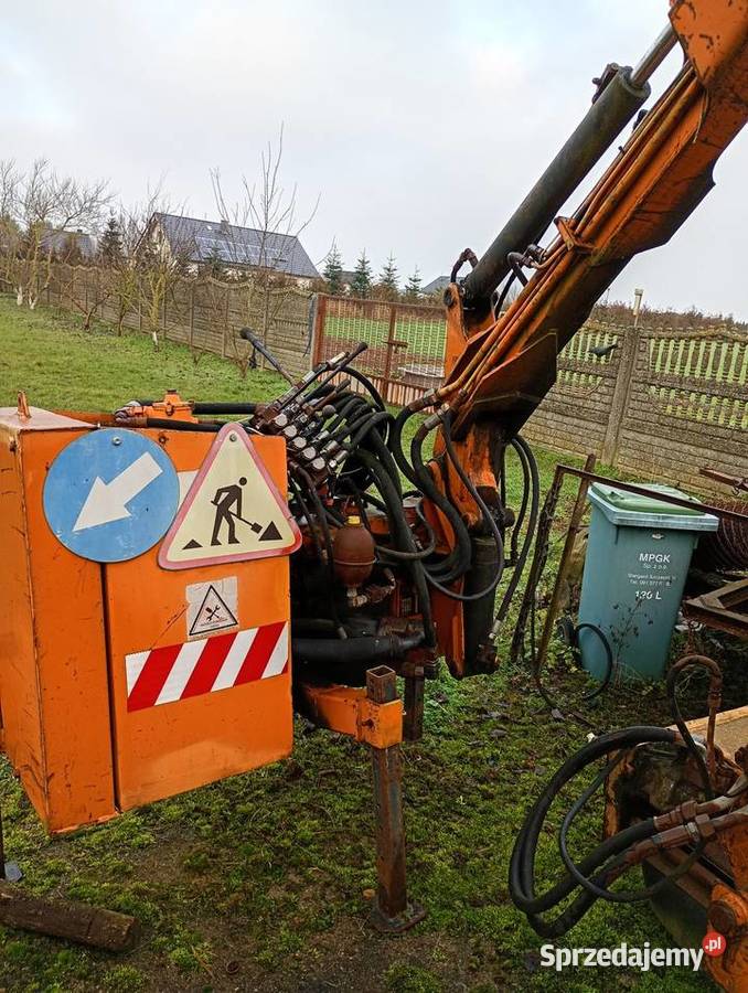 Kosiarka bijakowa wysięgnikowa McConnel nieuszkodzony