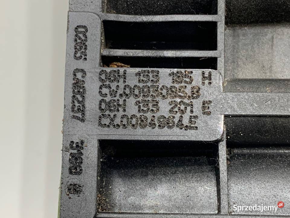 KOLEKTOR SSĄCY AUDI A4 B8 06H133185H 18 160 0715 osobowe sprzedam