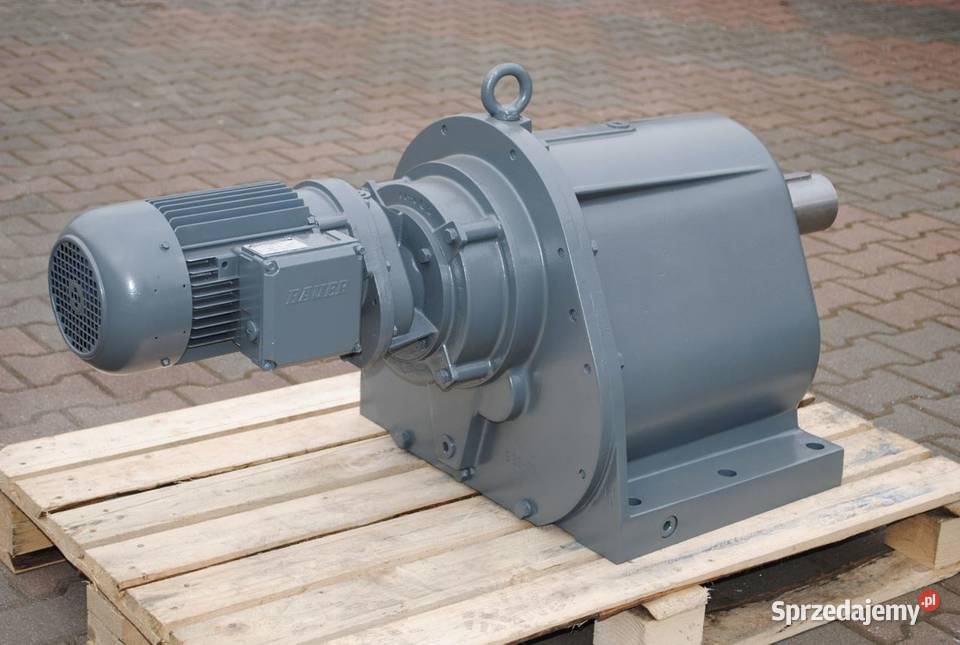 Motoreduktor 3kw 44obrmin Firmy Bauer