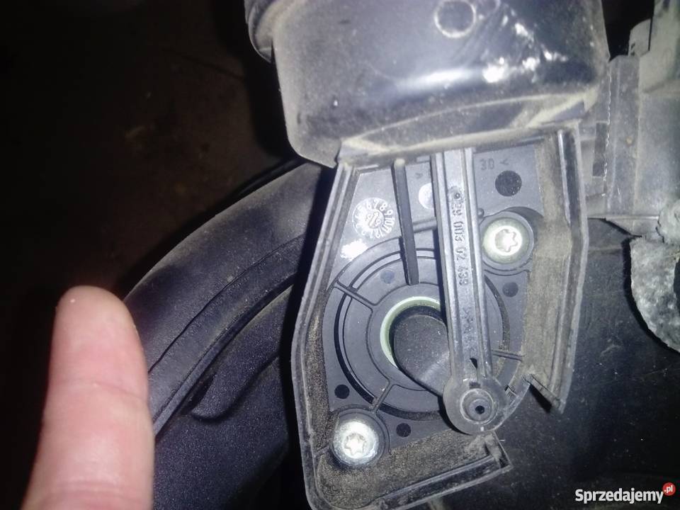 ZAWÓR gruszka podciśnieniowa 29 003 02 439 Audi Mława