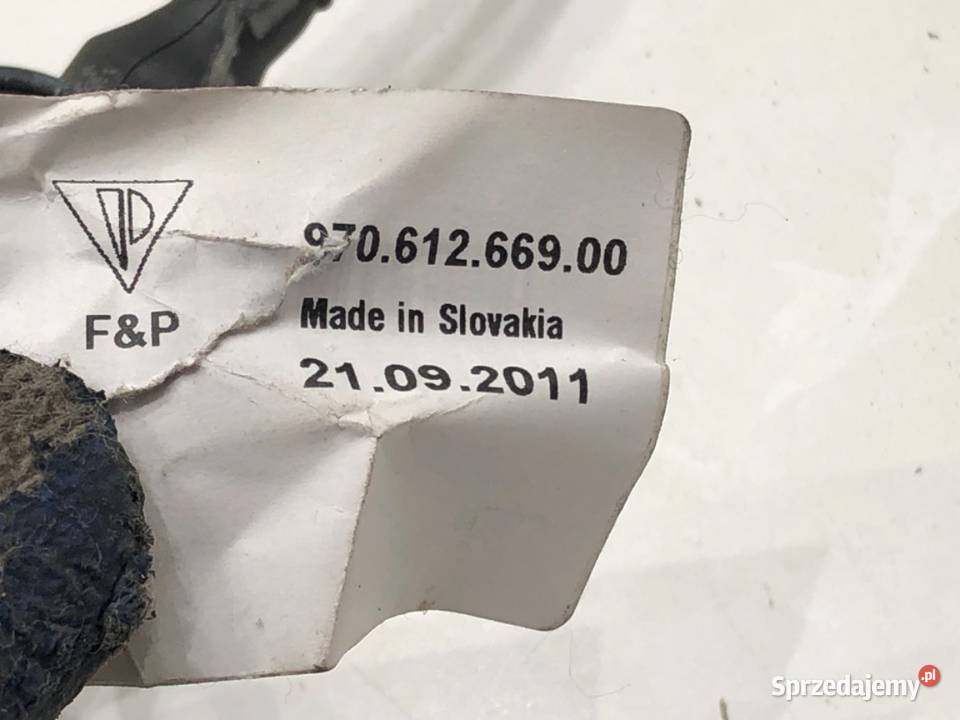 LUSTERKO PRAWY PORSCHE PANAMERA Hatchback 0917 podkarpackie