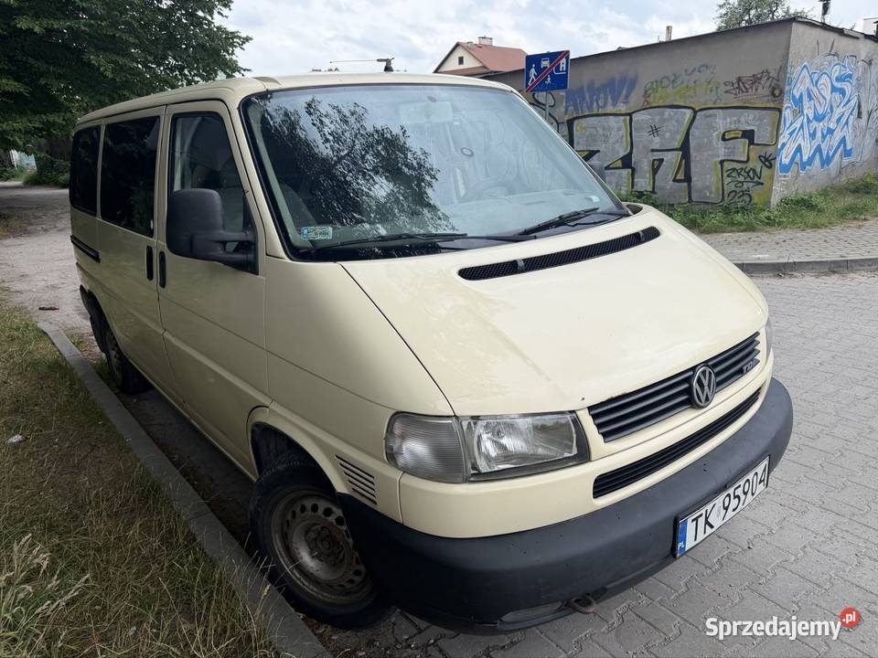 Volkswagen Transporter T4 25TDI 9 osobowy 2002 świętokrzyskie Kielce