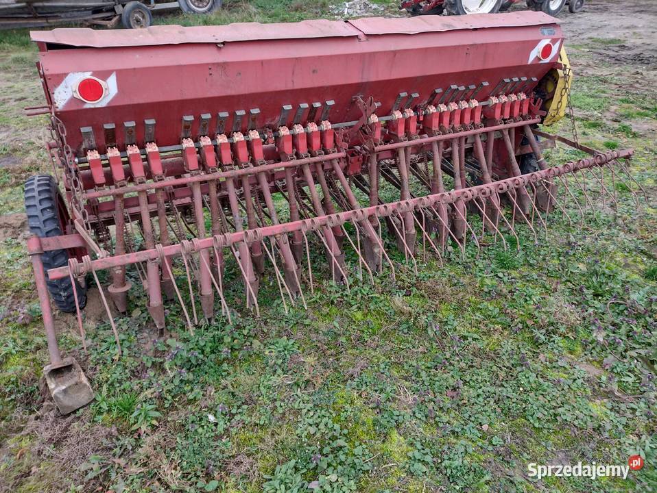 Siewnik zbożowy Poznaniak 27 m