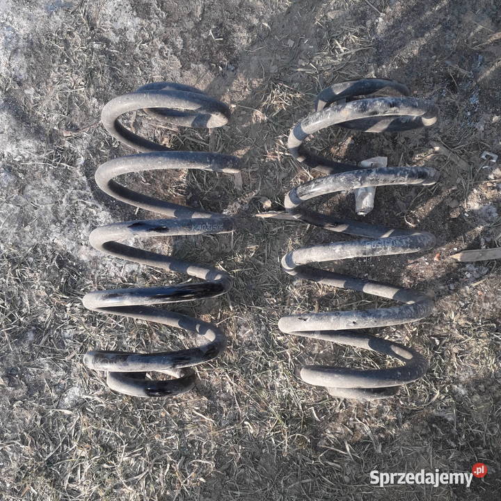 Sprężyny tylnego zawieszenia OPEL VECTRA C KOMBI osobowe Żabno