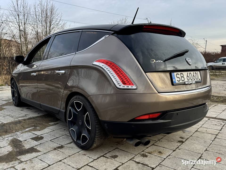 Lancia Delta III 18 200 2012 skórzana tapicerka Świętochłowice