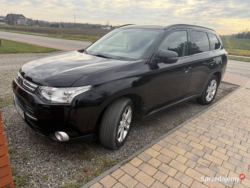 Mitsubishi Outlander 3 20 benzyna 2014 7 osobowy
