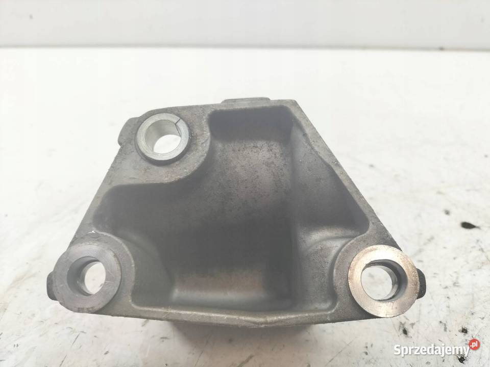 ŁAPA WSPORNIK PODPORA 397742142R 09 900 TCE