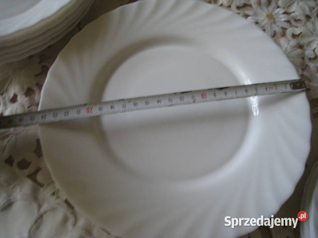 Niekompletny zestaw obiadowy Arcoroc na sztuki Talerze i talerzyki