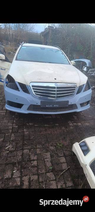 Zderzak przedni Mercedes W212 pakiet AMG Sławno