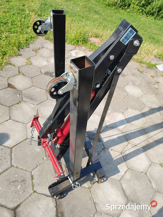 Podnośnik żuraw warsztatowy z balanserem