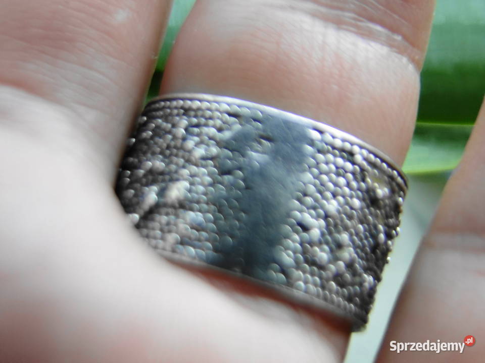 Ciekawy pierścionekobrączka srebro 925 srebro