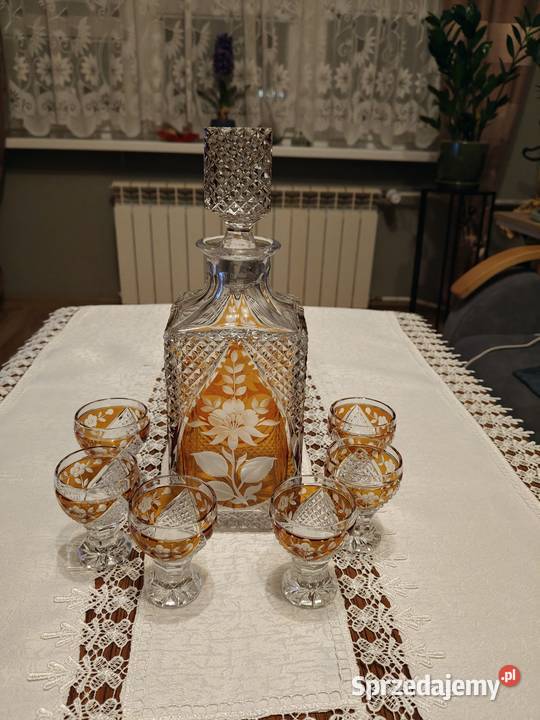 Piękna karafka z kieliszkami Tychy