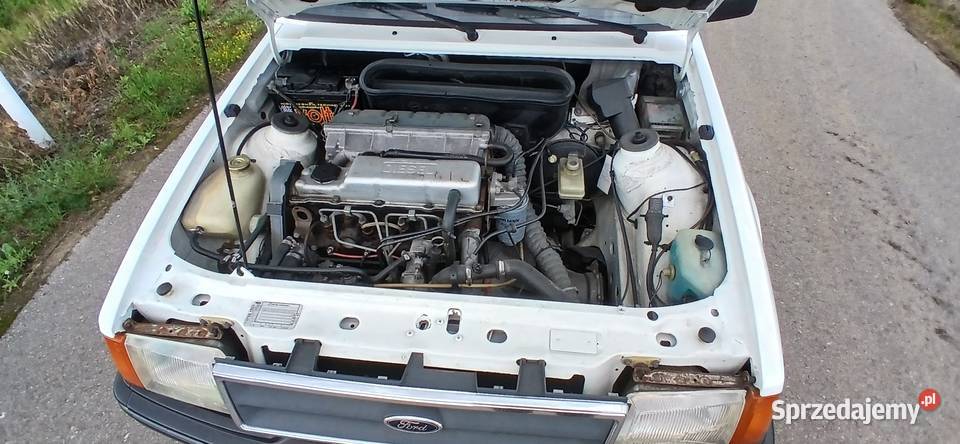 Ford Orion 1985 zabytkowy żółte tablice Łochów sprzedam