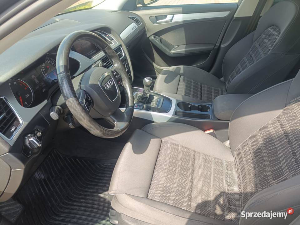 Audi A4 18 TFSI QUATTRO 2010 szyberdach Sanok