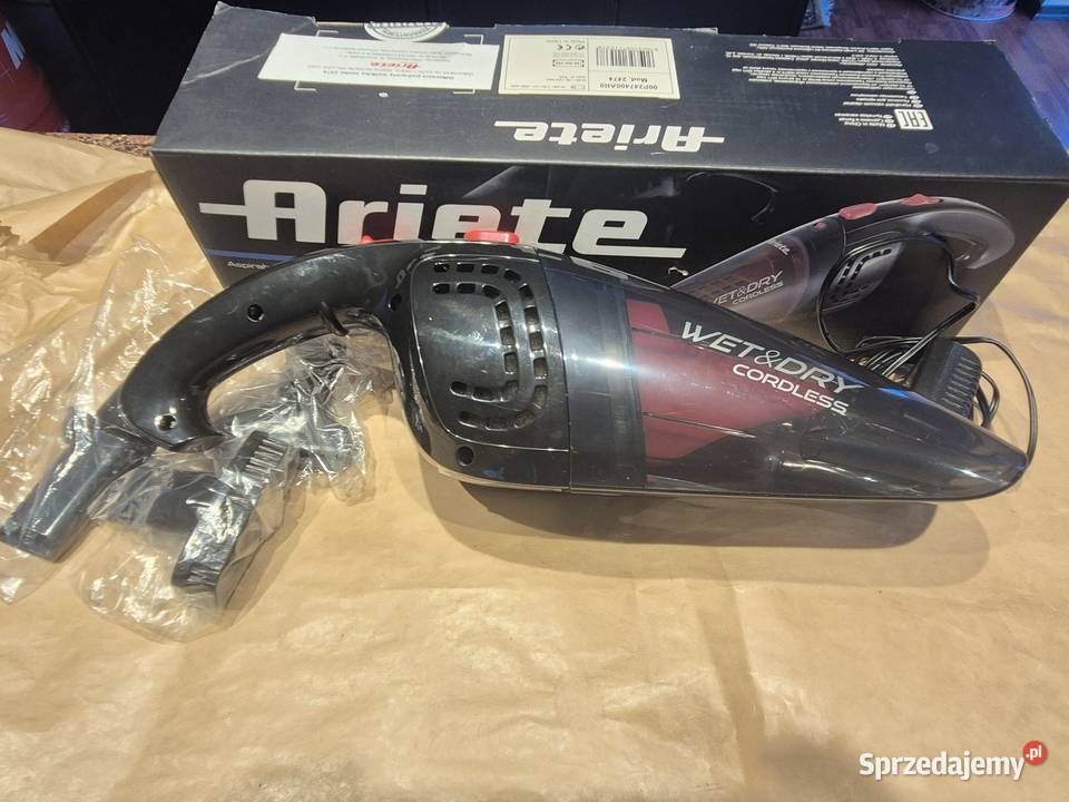ARIETTE Odkurzacz przenośny samochodowy Słupsk sprzedam