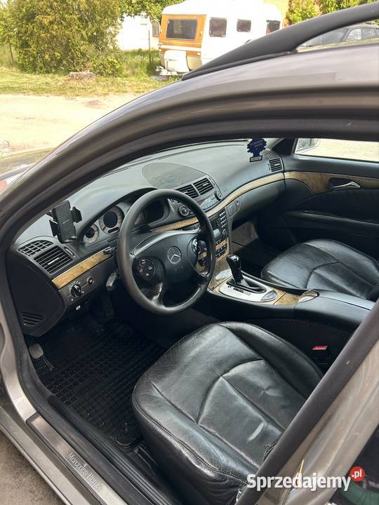 Mercedes Benz Eklasa W211 32r6 CDI 204 pomorskie Ełganowo