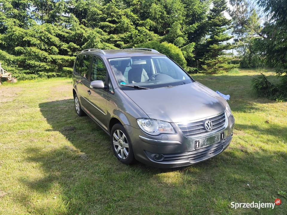 VW Touran 14 benzyna Rok produkcji 2007 Touran pomorskie Karsin